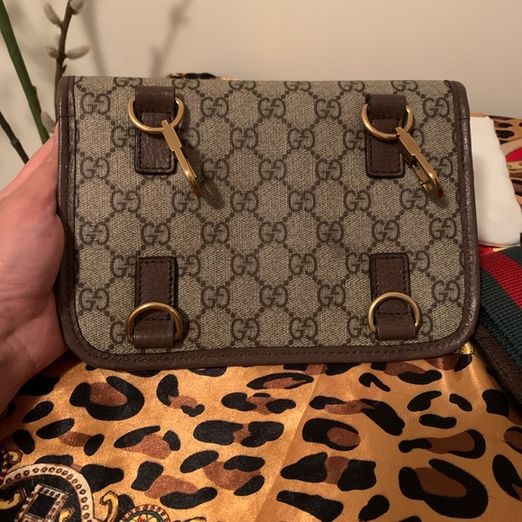 GUCCI Supreme GG Coated Canvas Crossbody w/ Tags - Picture 2 of 15